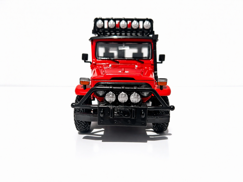 Toyota FJ40 Land Cruiser Red 1:24 Diecast 4x4 Model