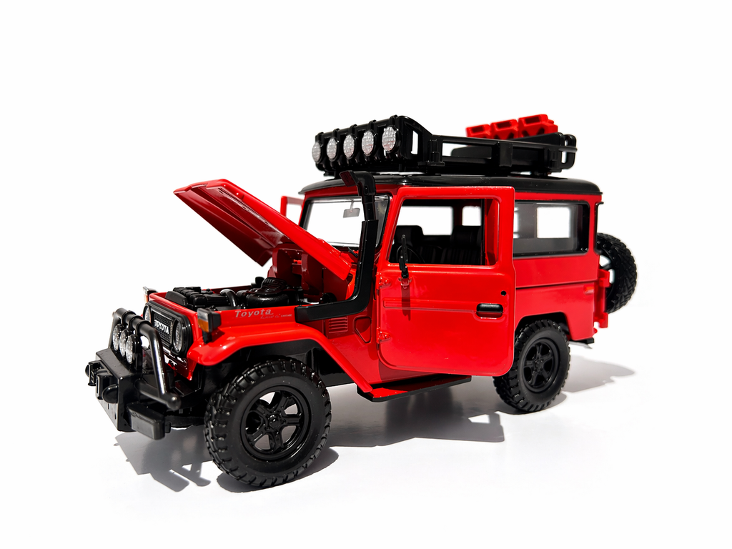 Toyota FJ40 Land Cruiser Red 1:24 Diecast 4x4 Model