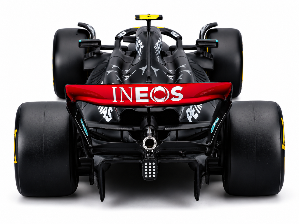 Mercedes-AMG F1 W14 E Performance #44 Lewis Hamilton 1:24 Model Car by Bburago